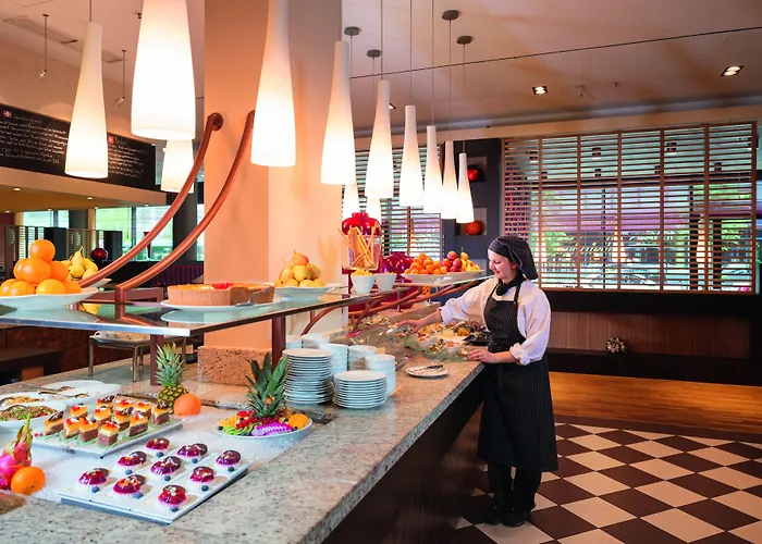 Hotel Moevenpick Frankfurt Messe 4*